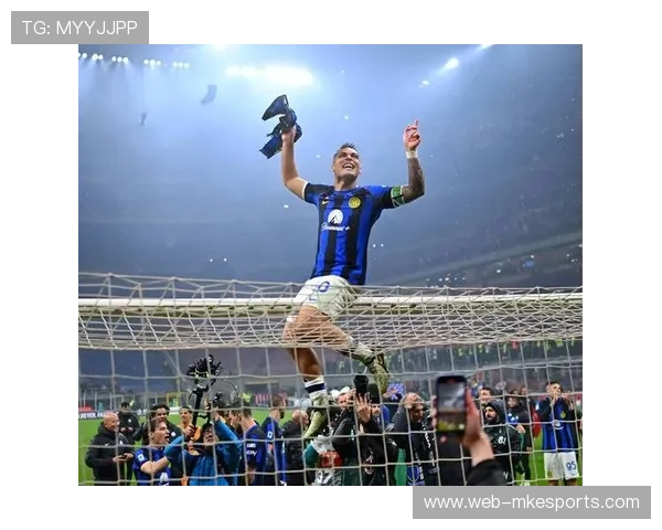 足球巨星训练场专注瞬间展现无畏态度与坚韧决心的背后故事