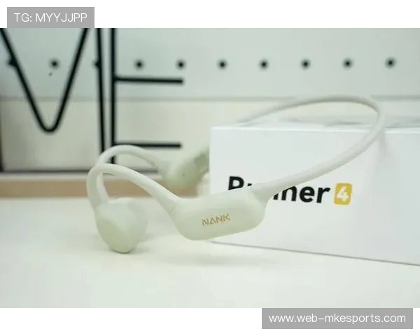 足球球星同款耳机揭秘畅享赛场激情与音乐律动